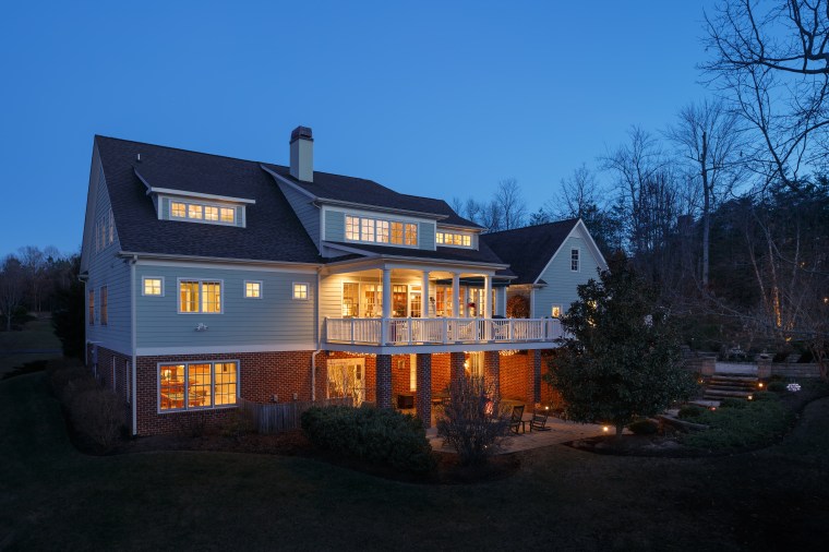 CAAR MLS 527810 4416 Redwood Lane