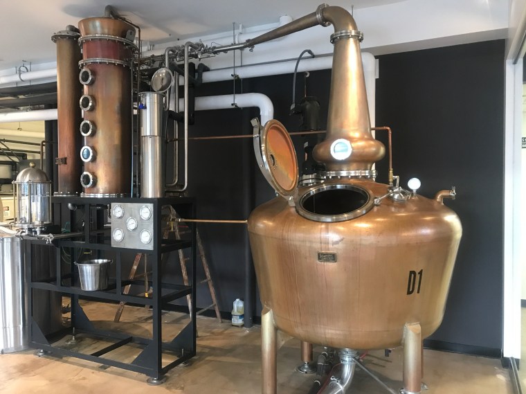 Vitae_Vendome_Copper_Still